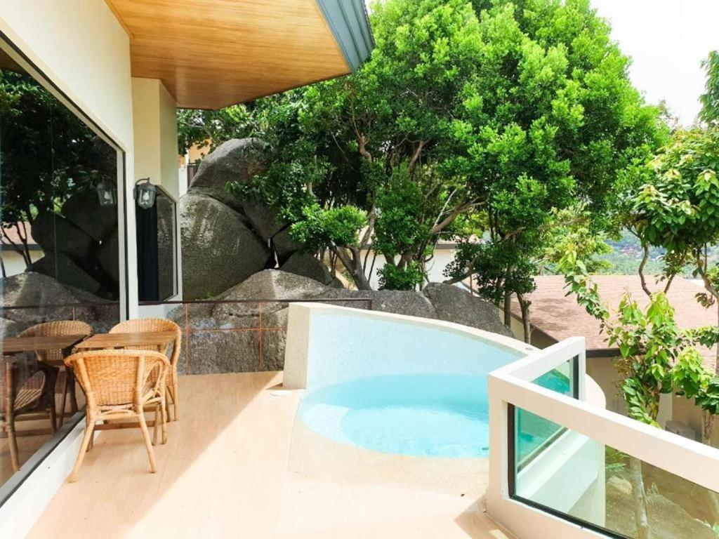 Cocohut Beach Resort Koh Phangan Haad Rin Bagian luar foto